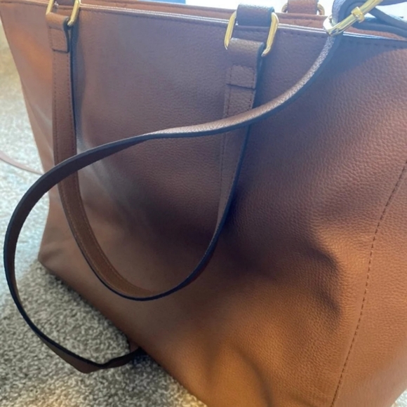 Tommy Hilfiger Tote - Picture 6 of 6